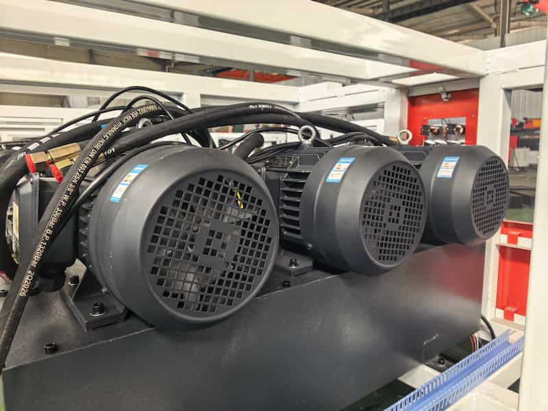 Three Independent Hydraulic Systems Improve Efficiency